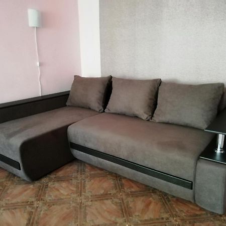 2К. Центр Возле Гуливера.Бассейная 10 Apartman Kijev Kültér fotó