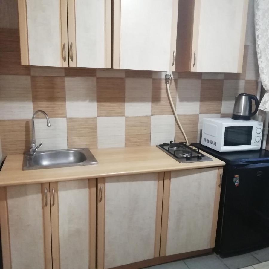 2К. Центр Возле Гуливера.Бассейная 10 Apartman Kijev Kültér fotó